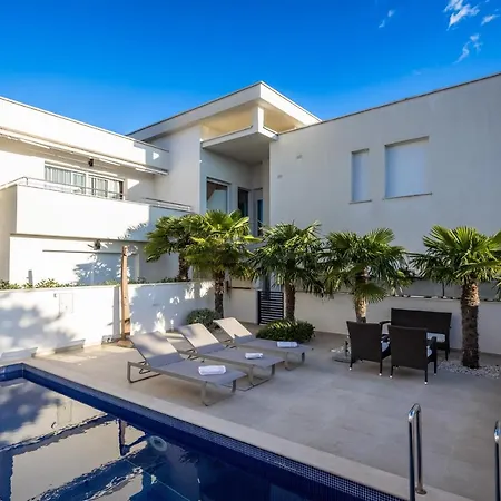 Adriatic Dream - Luxury & Private Pool Only For *